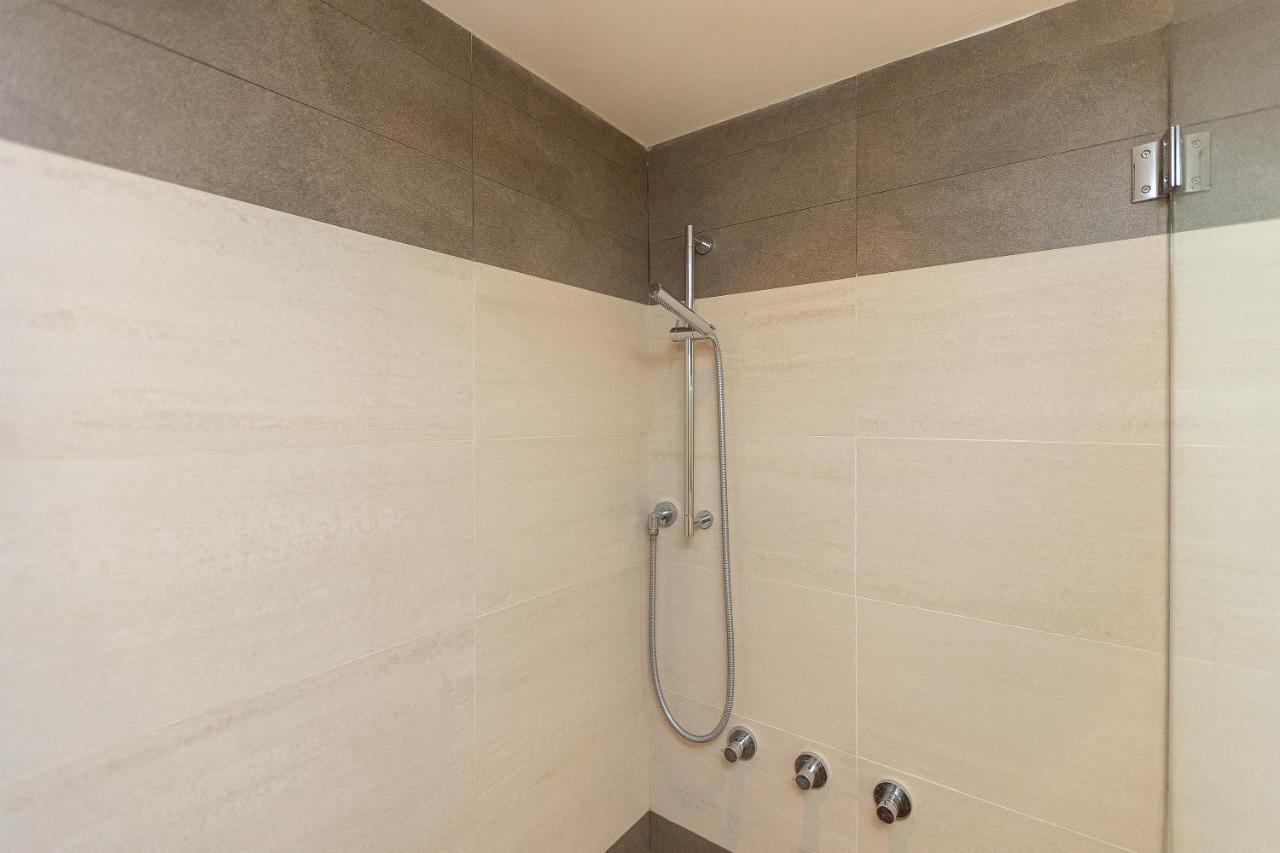 Lovely Cozy Nazionale 4 Apartment Rome Bagian luar foto